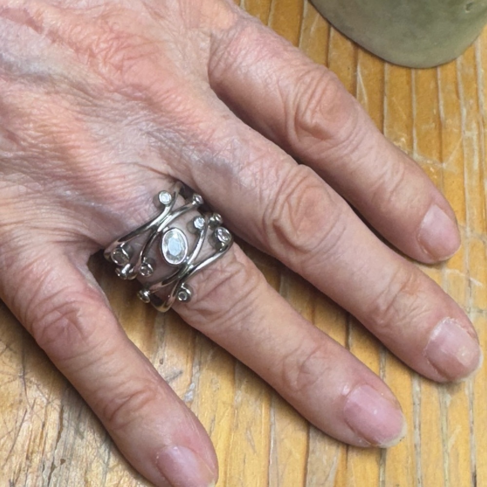 NEW Sterling Silver 925 stamped stacked ring with beautiful clear stones. Size 6 - Picture 10 of 16